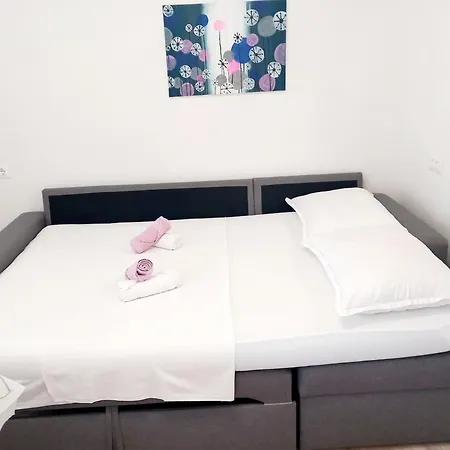 Apartment Mira Povlja (Brac)